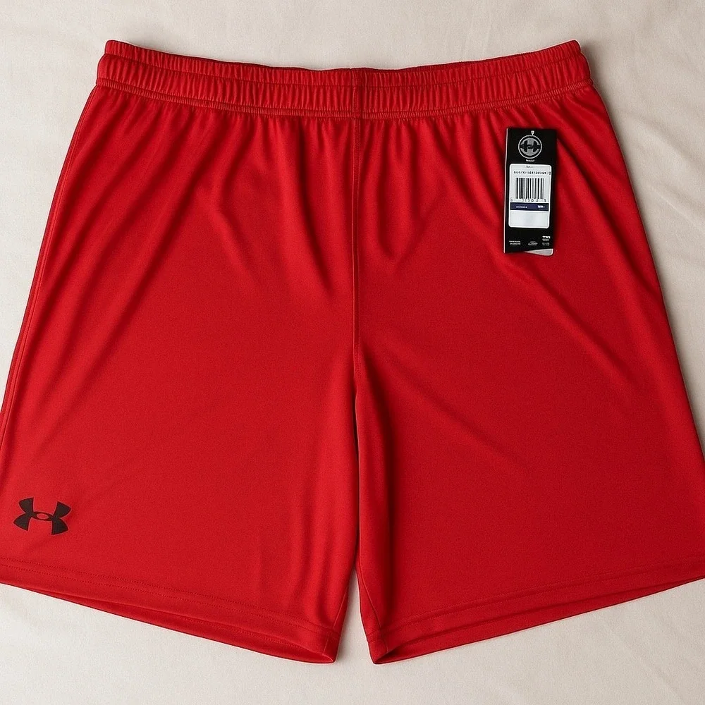 Under Armour Men's Red Athletic Shorts‎ 2XL Polyester Elastic Waist